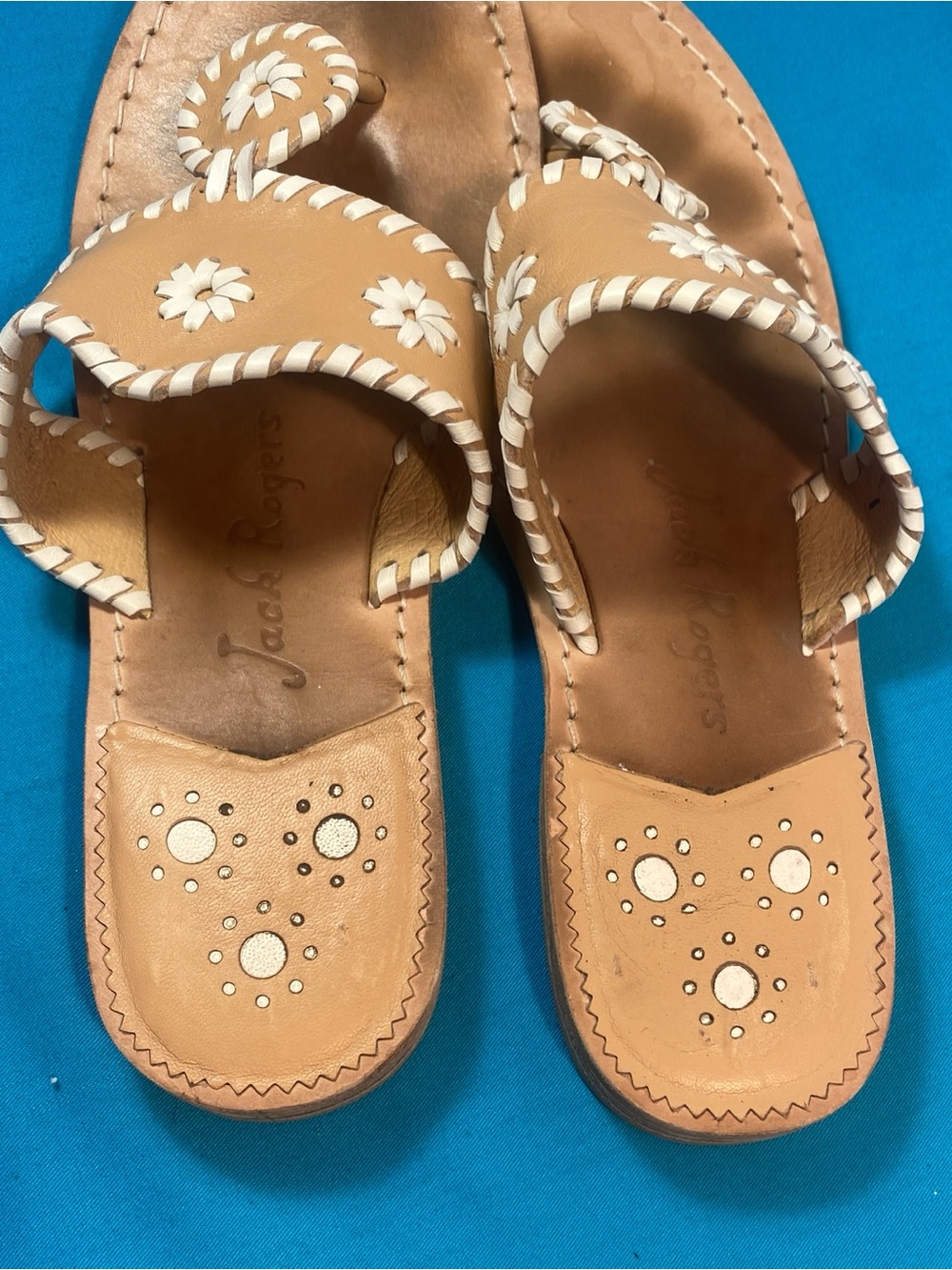 Jack Rogers Beige Leather Thong Sandals - Picture 2 of 6